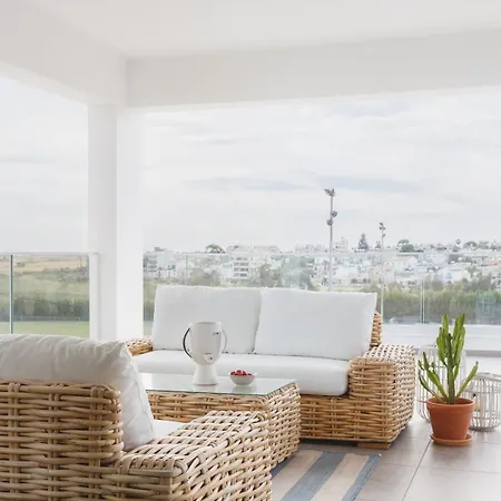 Apartment Kamares View Larnaca