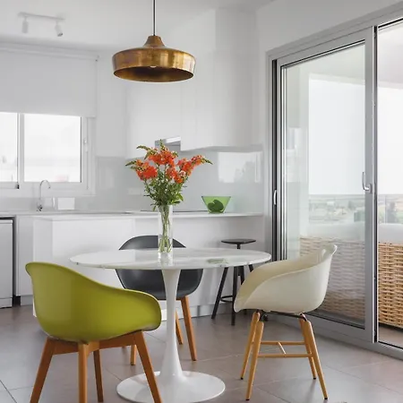 Kamares View Apartment Larnaca